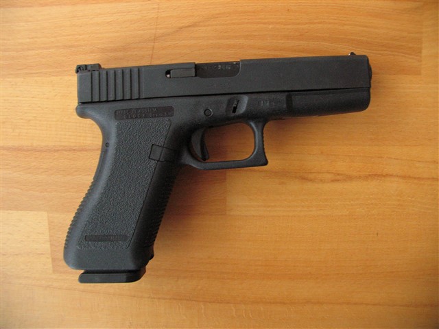 glock-17-9mm.jpg