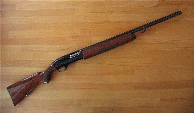 smith-wesson-puoliautomaattihaulikko2.jpg