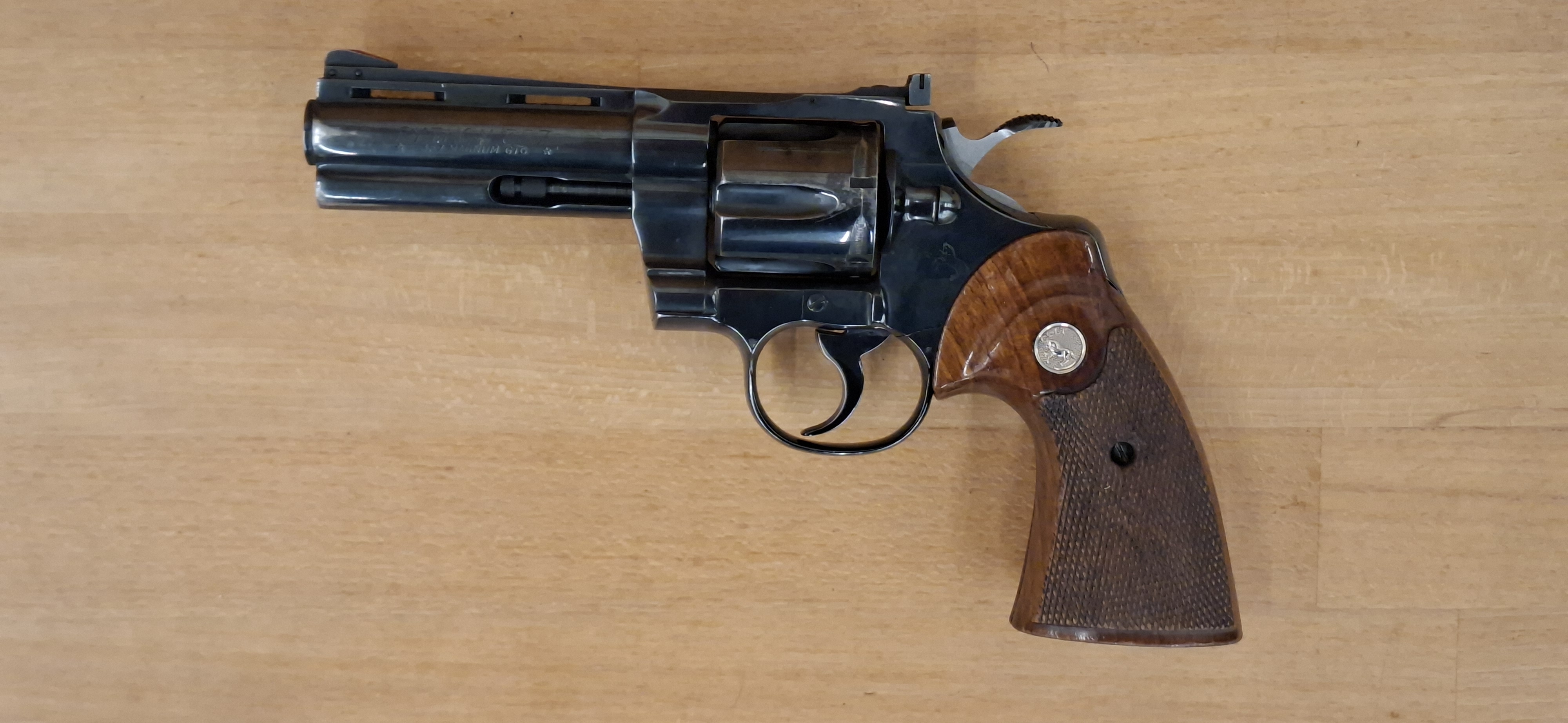 Colt-Python_184516.jpg